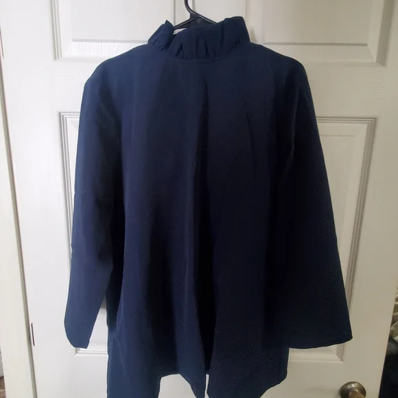 TUCKERNUCK NAVY BLUE FAYE BLOUSE. RUFFLED COLLAR. NWT XXL - Picture 3 of 9